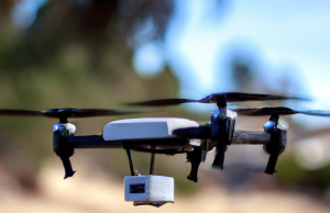 Zipline has revealed a new small robotic device to enhance the accuracy of drone delivery.
