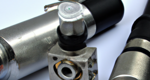 Small, compressed hydraulic/pneumatic detectors are used to measure displacement.