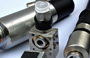 Small, compressed hydraulic/pneumatic detectors are used to measure displacement.